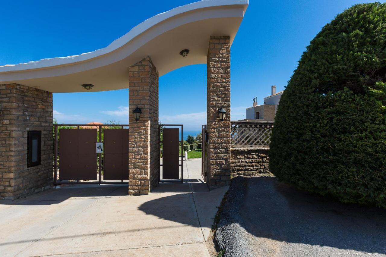 Tria Monastiria Villa Natura - With Private Heated Pool מראה חיצוני תמונה