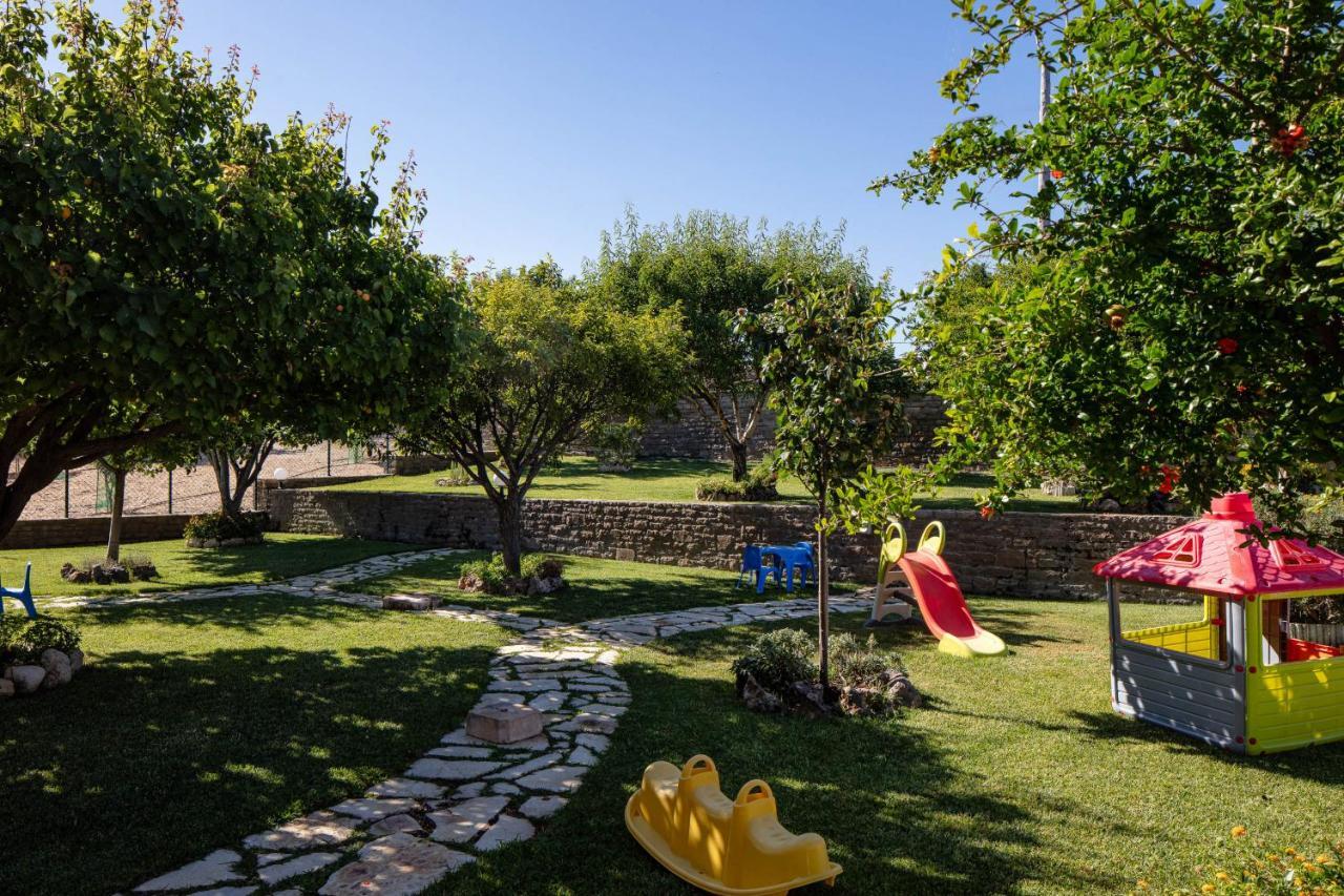 Tria Monastiria Villa Natura - With Private Heated Pool מראה חיצוני תמונה