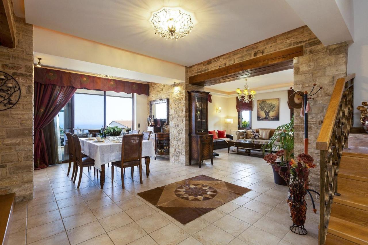 Tria Monastiria Villa Natura - With Private Heated Pool מראה חיצוני תמונה