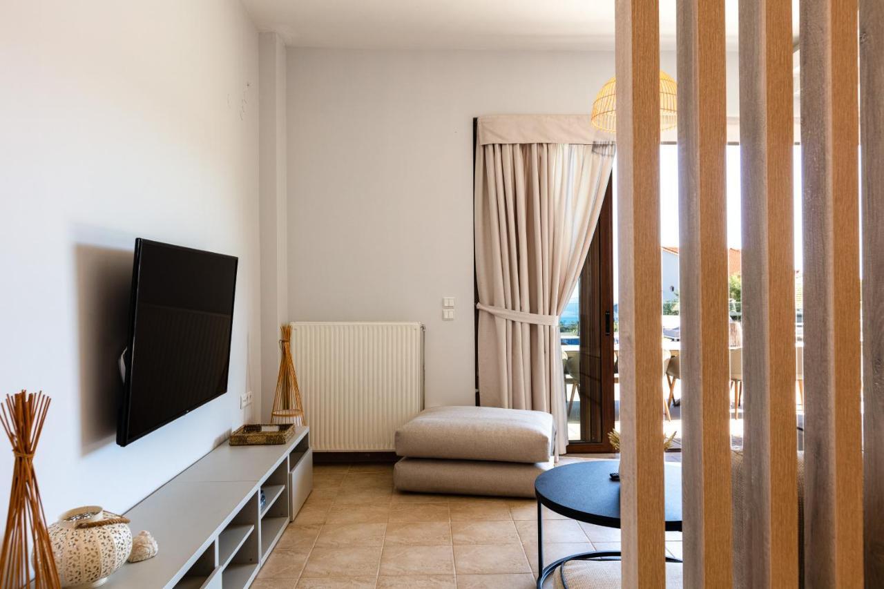 Tria Monastiria Villa Natura - With Private Heated Pool מראה חיצוני תמונה